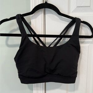 lululemon Energy Bra Medium Size 6 Support B–D Cups Black EUC pads included